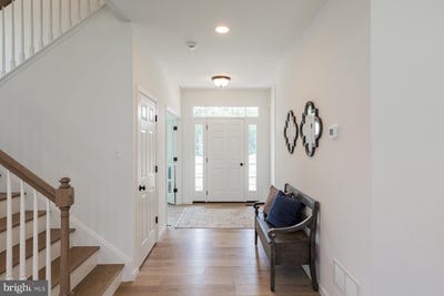 /international/us/10-ridgewood-road-quarryville-pa-110094519089/