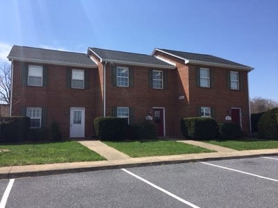 /international/us/572-lee-hwy-verona-va-110091192986/