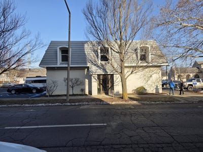 /international/us/458-w-south-street-kalamazoo-mi-110104898562/