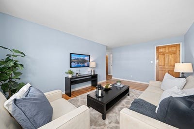 /international/us/12-central-ave-danvers-ma-110100940543/