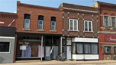 /international/us/24-28-main-street-w-dodge-center-mn-110101257502/