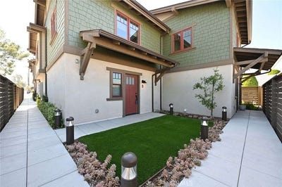 /international/us/117-n-vista-bonita-avenue-c-glendora-ca-110110296225/