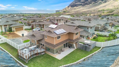/international/us/84-883-maiola-street-waianae-hi-110102706584/