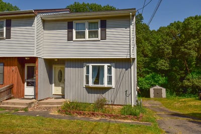 /international/us/952-tolland-street-east-hartford-ct-110101304356/