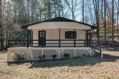 /international/us/372-newport-drive-troy-nc-110097629653/