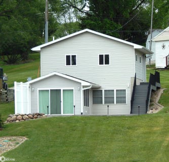 /international/us/210-eastside-lane-montezuma-ia-110108131904/