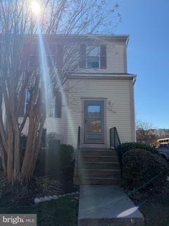 /international/us/12150-turnstone-court-silver-spring-md-110106257464/