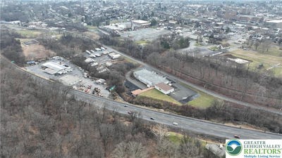 /international/us/2300-wood-avenue-easton-pa-110106468481/