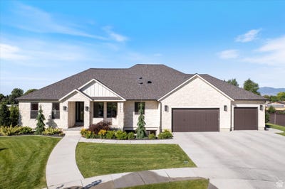 /international/us/10045-n-vineyard-ct-w-highland-ut-110101217739/