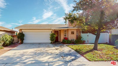 /international/us/25774-nashua-way-valencia-ca-110107953020/