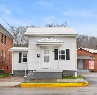 /international/us/321-2nd-st-freeport-pa-110104292393/