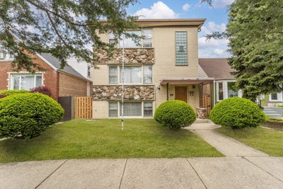 /international/us/2826-n-72nd-court-elmwood-park-il-110107821324/