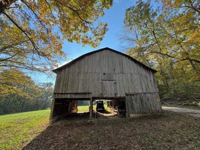 /international/us/0-eric-young-road-morgantown-ky-110103145187/