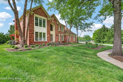 /international/us/4900-olde-creek-way-prospect-ky-110107541669/