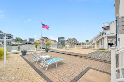/international/us/429-eisenhower-avenue-ortley-beach-nj-110119988799/