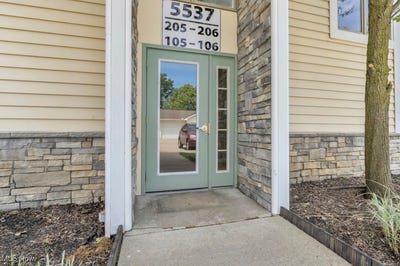 /international/us/5537-beavercrest-drive-unit-106-lorain-oh-110100315336/