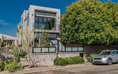 /international/us/708-hampton-drive-venice-ca-110110336109/