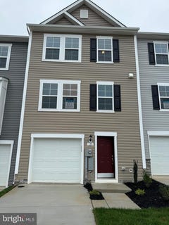 /international/us/120-tuxford-rd-falling-waters-wv-110108469685/