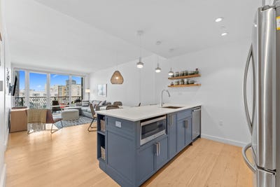 /international/us/1-33-beach-116th-st-rockaway-park-ny-110101040792/?lang=en