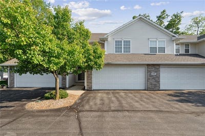 /international/us/5794-oakwood-avenue-ne-cedar-rapids-ia-110100053631/
