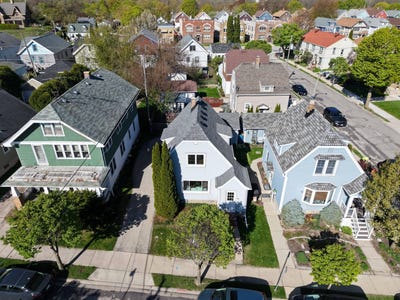 /international/us/3265-s-swain-ct-milwaukee-wi-110107809821/