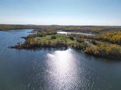 /international/us/8-waterfront-lots-on-lake-hemming-bottineau-nd-110092408710/