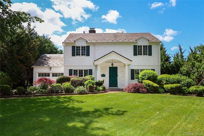 /international/us/130-country-club-drive-manhasset-ny-110108501809/