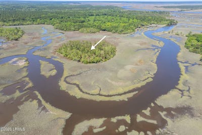 /international/us/wimbee-creek-island-seabrook-sc-110120066924/
