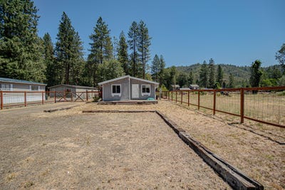 /international/us/60-erickson-avenue-shady-cove-or-110101192198/