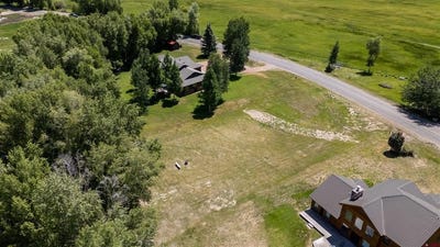 /international/us/909-fairway-lane-gunnison-co-110100964073/