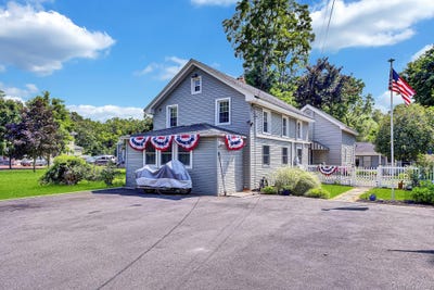 /international/us/1116-montauk-highway-oakdale-ny-110119604150/