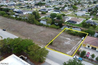 /international/us/1208-sw-4th-street-cape-coral-fl-110106948824/