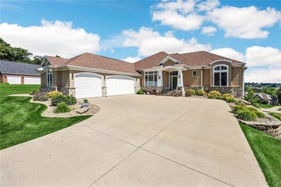 /international/us/6706-cedar-view-court-ne-cedar-rapids-ia-110108985704/