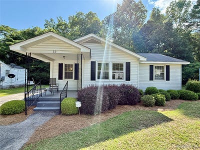 /international/us/32-pecan-drive-selma-al-110108034195/