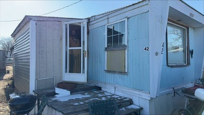 /international/us/2825-se-14th-st-des-moines-ia-110096855750/