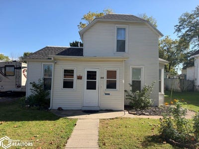 /international/us/602-n-a-street-oskaloosa-ia-110120455793/