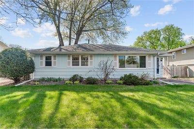 /international/us/6324-rolf-avenue-edina-mn-110108073477/