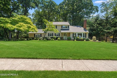 /international/us/4-hamilton-hill-road-lincroft-nj-110100411495/