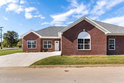 /international/us/119-bullitt-creek-dr-shepherdsville-ky-110120549373/
