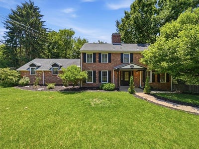 /international/us/150-maple-dr-wexford-pa-110109028734/