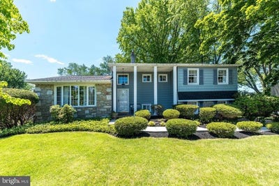 /international/us/216-windsor-drive-southampton-pa-110108609586/