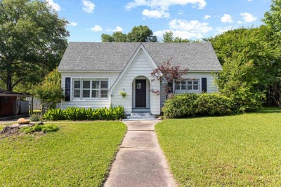 /international/us/514-w-main-st-henderson-tx-110106800886/