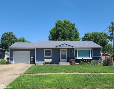 /international/us/1005-9th-avenue-e-oskaloosa-ia-110100848612/