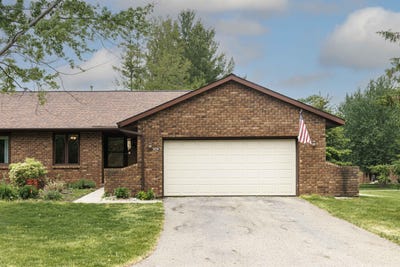 /international/us/11279-whispering-creek-drive-allendale-mi-110108203051/