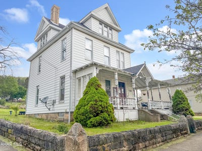 /international/us/332-beaver-street-hastings-pa-110107828671/