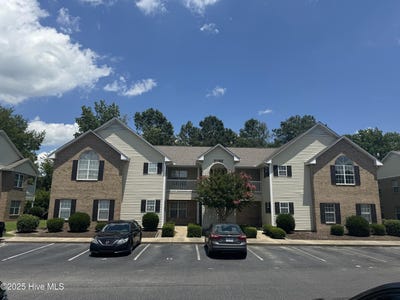 /international/us/3002-mulberry-lane-greenville-nc-110100389759/