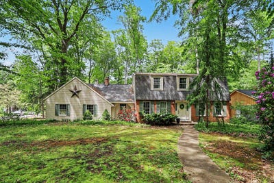 /international/us/280-portchester-road-holland-mi-110108359943/