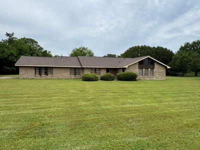 /international/us/904-sayers-street-lufkin-tx-110108070522/
