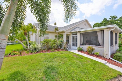 /international/us/815-silverthorn-lane-sun-city-center-fl-110099260660/
