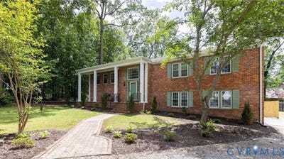 /international/us/4104-birchleaf-court-chester-va-110108496445/